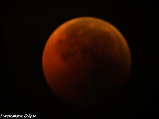 Photo de l'éclipse lunaire du 15 Juin 2011...