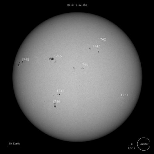 Photo du Soleil le 15 Mai 2013 (image NASA)