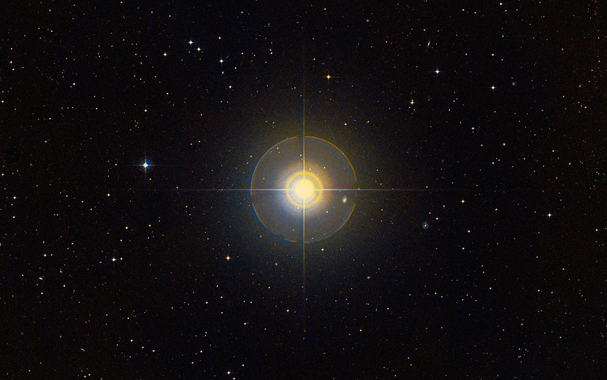 Photo de l'étoile Tau Ceti avec son reflet (image Skypix)